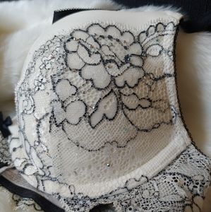 Victoria's secret dream Angels push-up bra